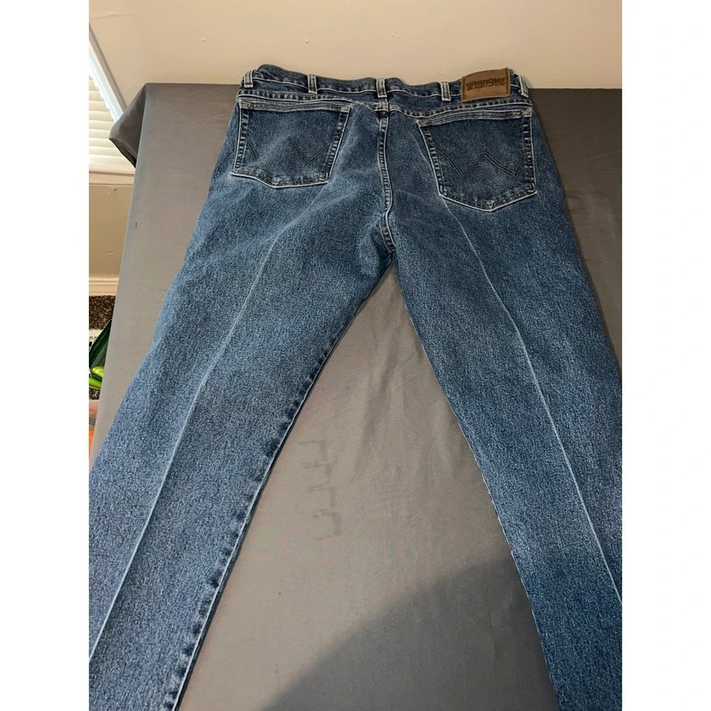 Wrangler Rugged Wear Mens Blue Denim Straight Leg Jeans 38x30 315AODS